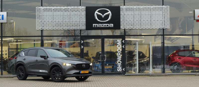 Mengelers Mazda Heerlen pand